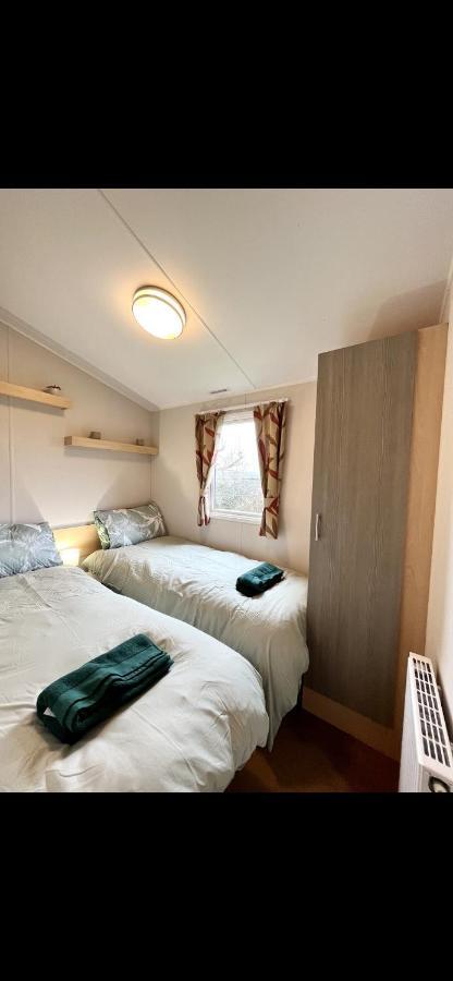 Tarka Holiday Park Ashford  エクステリア 写真
